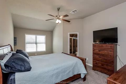 2137 Naples Way, Bryan, TX 77808 photo 9