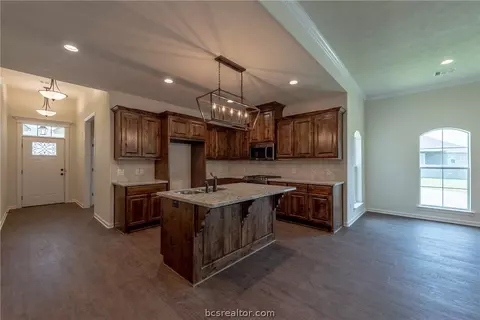3501 Leesburg Path, Bryan, TX 77808 photo 7