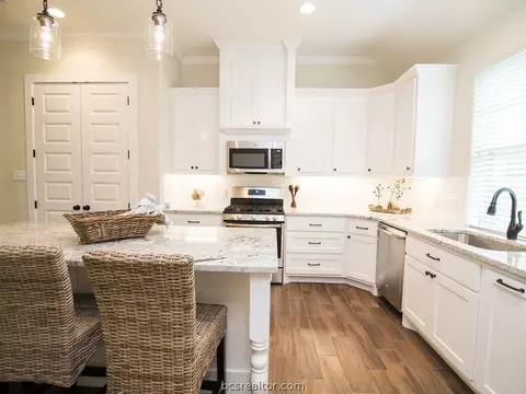 3513 Foxcroft Path, Bryan, TX 77808 photo 11