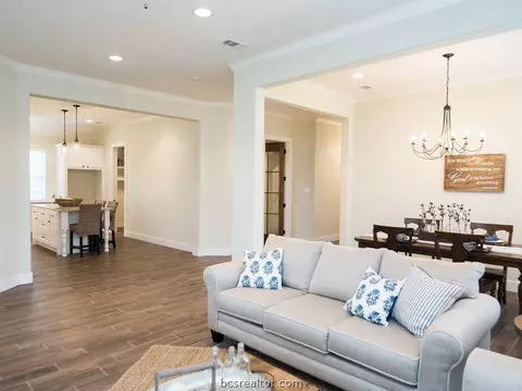 3513 Foxcroft Path, Bryan, TX 77808 photo 3