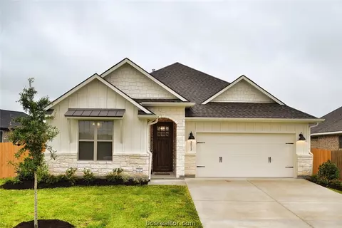3513 Foxcroft Path, Bryan, TX 77808 photo 1