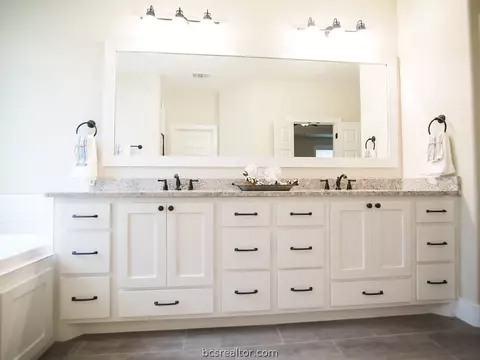 3513 Foxcroft Path, Bryan, TX 77808 photo 16