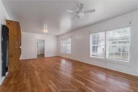 1011 E 25th St, Bryan, TX 77803 photo 5