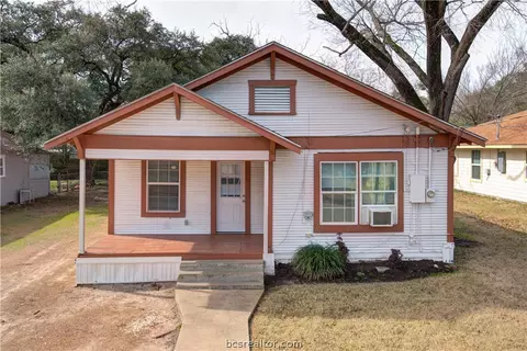 1011 E 25th St, Bryan, TX 77803 photo 1