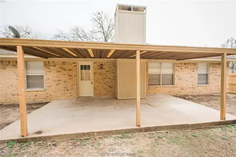 2401 Glacier Dr, Bryan, TX 77803 photo 17