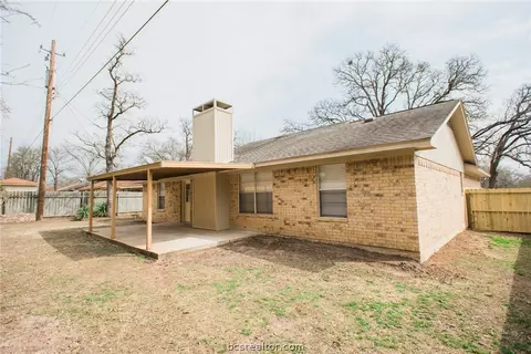 2401 Glacier Dr, Bryan, TX 77803 photo 16