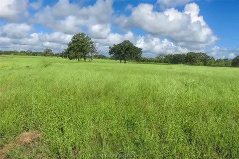 4600 Leonard Rd, Bryan, TX 77807 photo 3