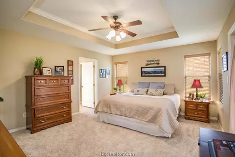 8742 Tejas Ranch Loop, Bryan, TX 77808 photo 9