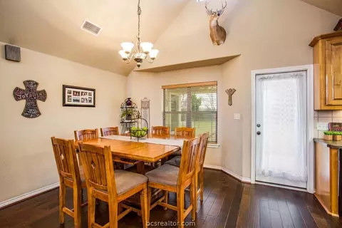 8742 Tejas Ranch Loop, Bryan, TX 77808 photo 8