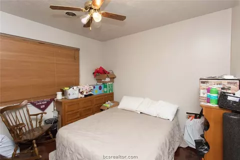 402 Madeline Dr, Bryan, TX 77802 photo 7