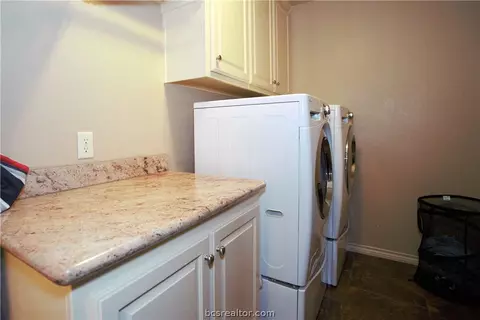 8748 Tejas Ranch Loop, Bryan, TX 77808 photo 24