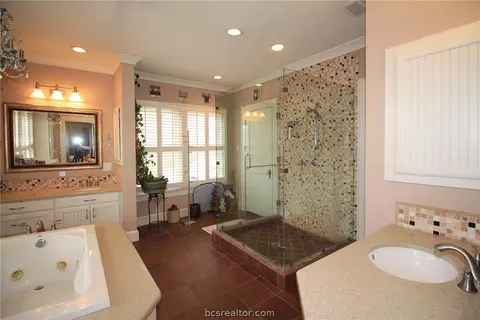 807 E 7th St, Cameron, TX 76520 photo 18