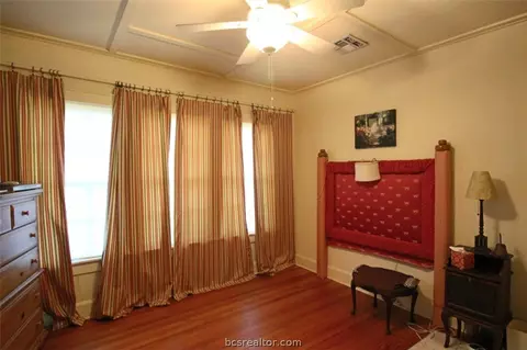 807 E 7th St, Cameron, TX 76520 photo 21