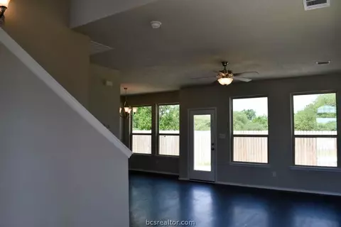 2706 Doorman Ct, Bryan, TX 77803 photo 5