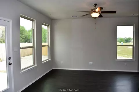 2706 Doorman Ct, Bryan, TX 77803 photo 6