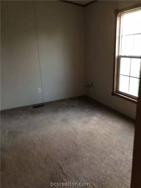1408 Clark St, Bryan, TX 77808 photo 5