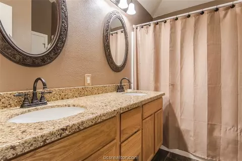 4601 Bluejay Ln, Bryan, TX 77803 photo 13