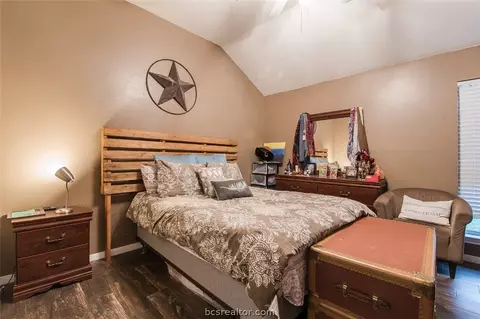 4601 Bluejay Ln, Bryan, TX 77803 photo 11
