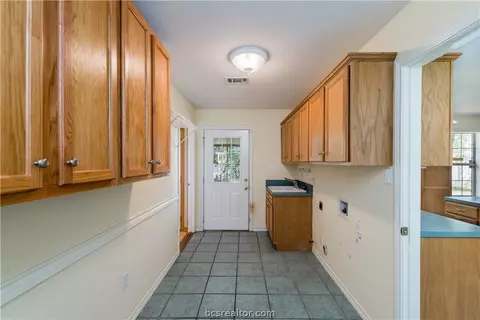 3211 Wilderness Rd, Bryan, TX 77807 photo 15