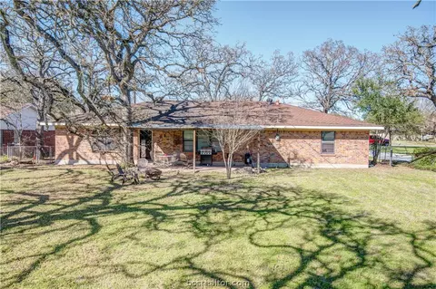2106 Barak Ln, Bryan, TX 77802 photo 15