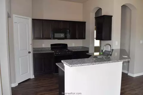 2061 Positano Loop, Bryan, TX 77808 photo 9