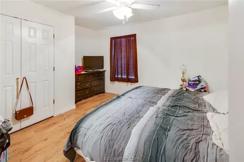 1757 Rock Hollow Loop, Bryan, TX 77807 photo 9