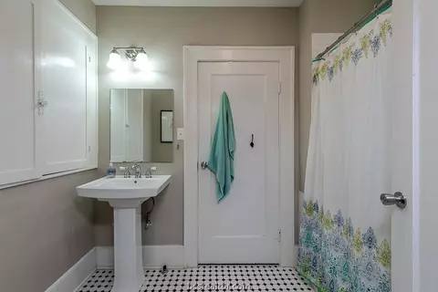 605 E 31st St, Bryan, TX 77803 photo 16
