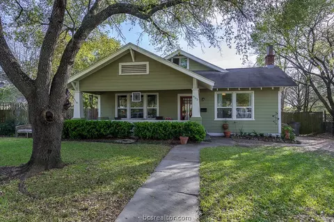 605 E 31st St, Bryan, TX 77803 photo 1