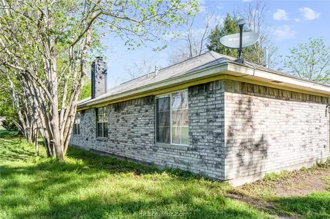 1103 Burt St, Bryan, TX 77803 photo 18