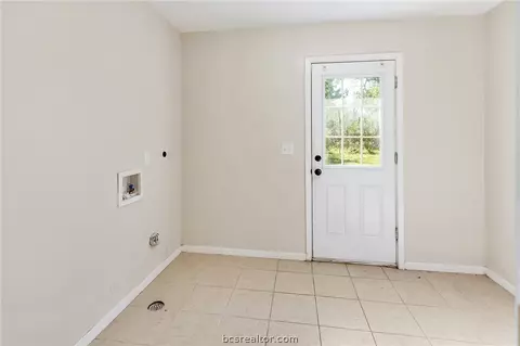 1103 Burt St, Bryan, TX 77803 photo 17