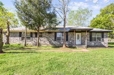 1103 Burt St, Bryan, TX 77803 photo 1