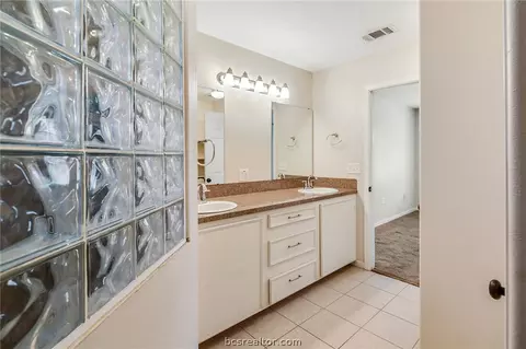 1103 Burt St, Bryan, TX 77803 photo 12