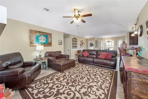 4513 Taft Ct, Bryan, TX 77802 photo 12
