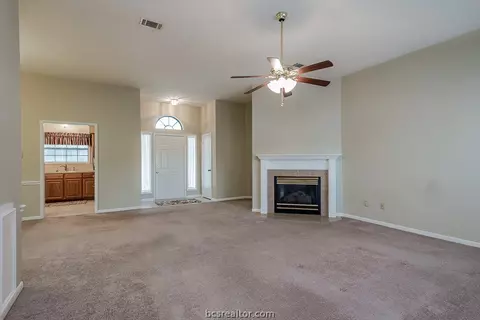 2617 Briton Dr, Bryan, TX 77802 photo 4