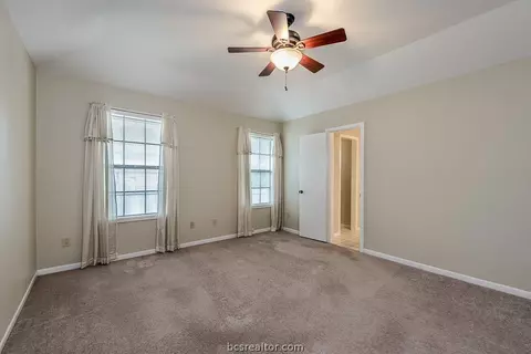 2617 Briton Dr, Bryan, TX 77802 photo 9