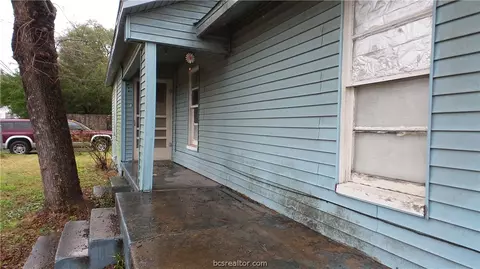 307 Tatum St, Bryan, TX 77803 photo 1