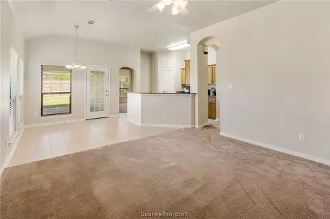 2032 Mountain Wind Loop, Bryan, TX 77807 photo 6
