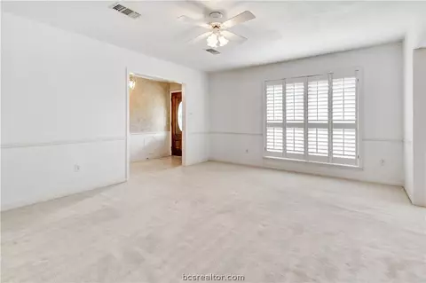 2527 Willow Bend Dr, Bryan, TX 77802 photo 4