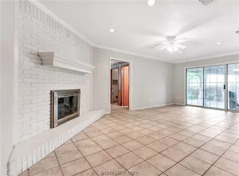 2527 Willow Bend Dr, Bryan, TX 77802 photo 11