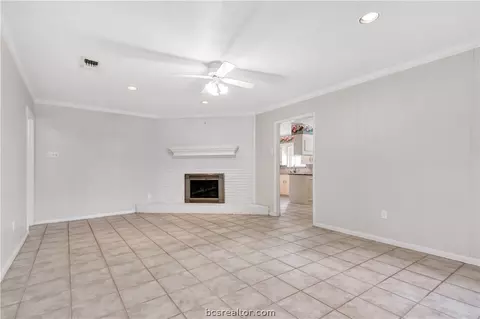 2527 Willow Bend Dr, Bryan, TX 77802 photo 10