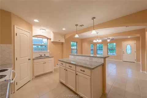 600 Ash St, Bryan, TX 77803 photo 6