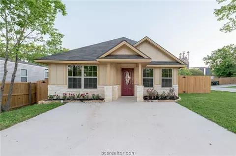 600 Ash St, Bryan, TX 77803 photo 1