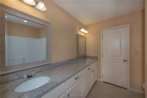 600 Ash St, Bryan, TX 77803 photo 16