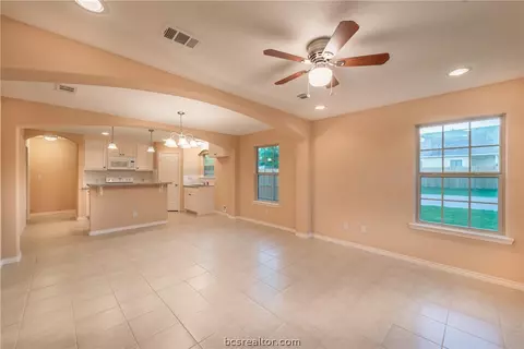 600 Ash St, Bryan, TX 77803 photo 5