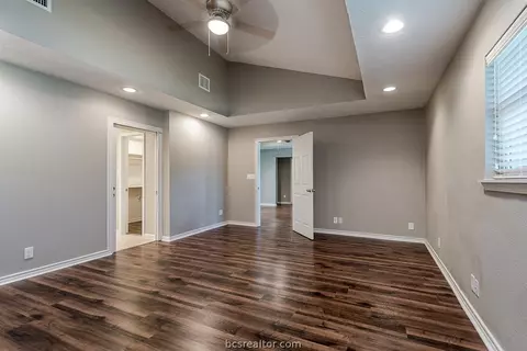 515 Helena St, Bryan, TX 77801 photo 7