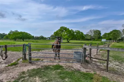40470 Bosque Rd, Hempstead, TX 77445 photo 29