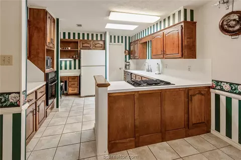 2903 Braeburn St, Bryan, TX 77802 photo 13