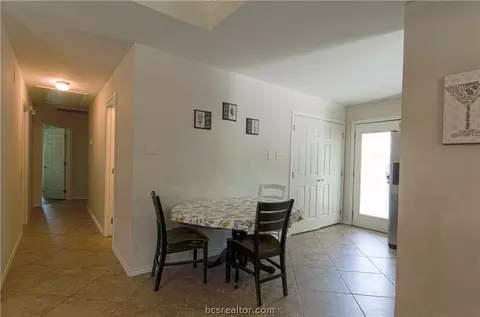 1204 Batts St, Bryan, TX 77803 photo 7