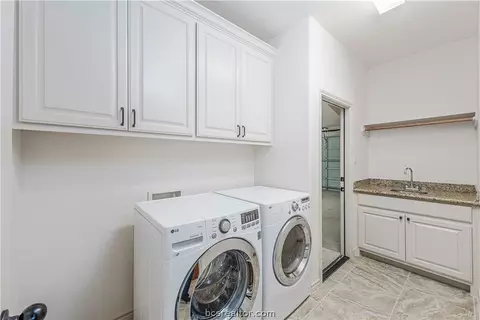 6867 Mccrae Ln, Bryan, TX 77808 photo 21