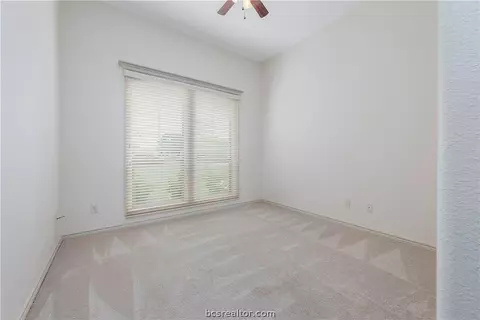 6867 Mccrae Ln, Bryan, TX 77808 photo 17